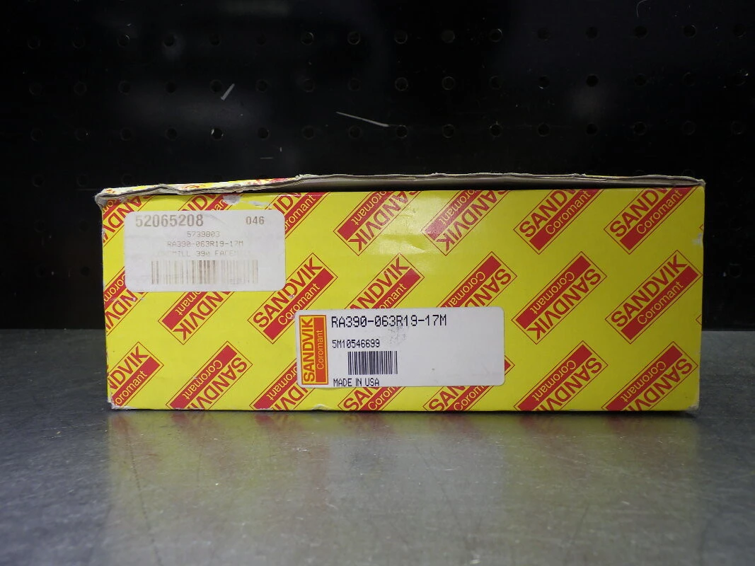Sandvik 2.5" Indexable Facemill 3/4" Arbor RA390-063R19-17M (LOC343B)