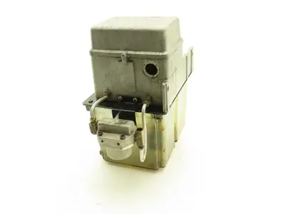 Daido Metal MRJ010211 Lubricator Oil Pump 0.1 L/min 3-Liter Tank 100/110V