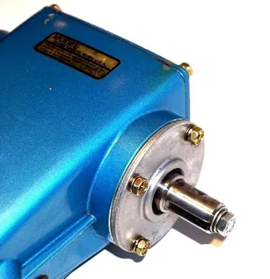 USED CAT PUMPS MODEL 35 FRAME HYDRAULIC PLUNGER PUMP