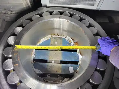 NEW SKF 23196 CA/C3W33