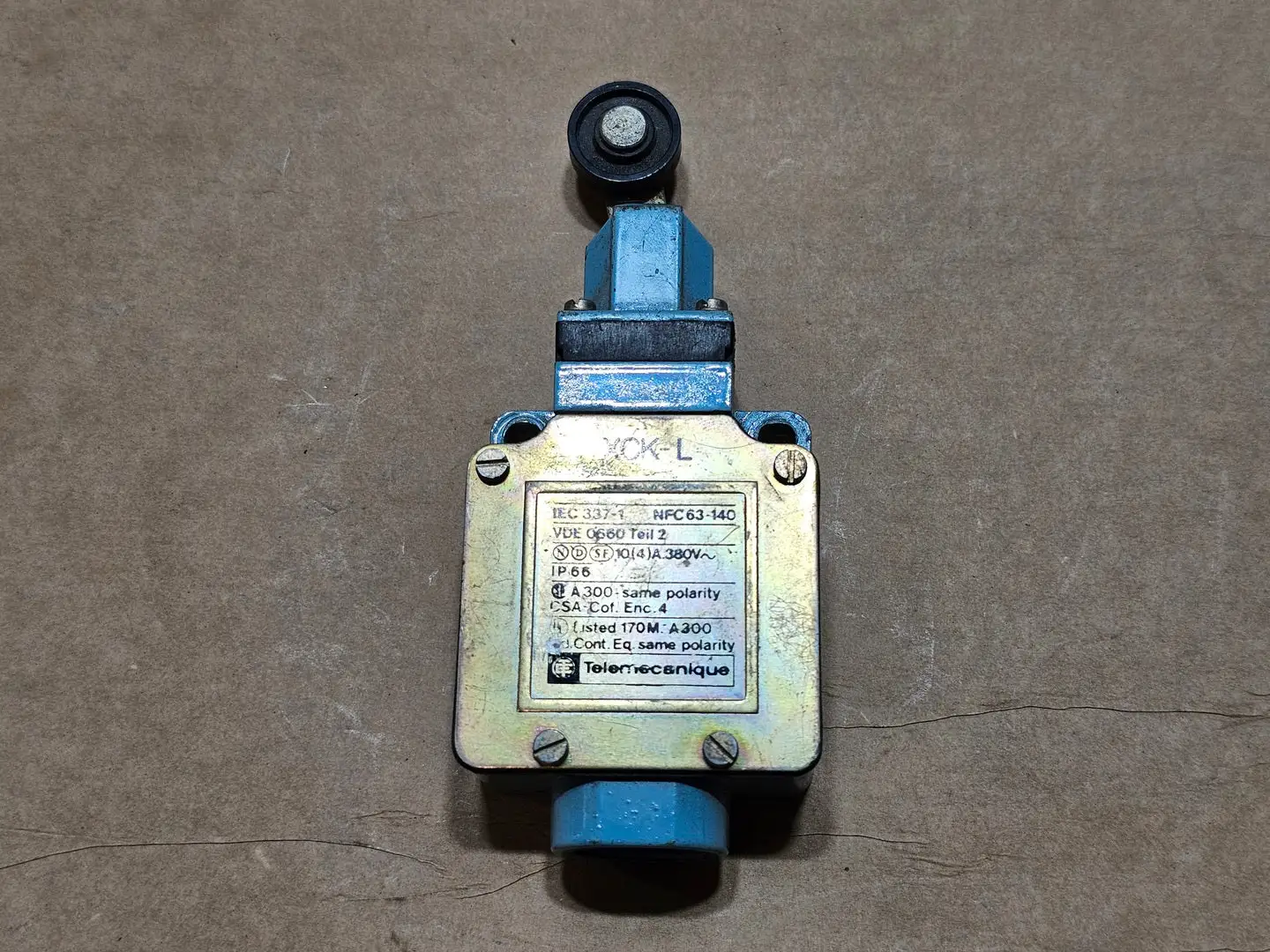 Used TELEMECANIQUE XCK-L Switchgears British Columbia CA | Lenmark #1438301