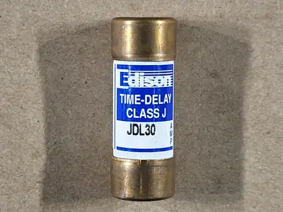 Disconnect Switch w/ 3 Times 30 Amp Fuse JDL30
