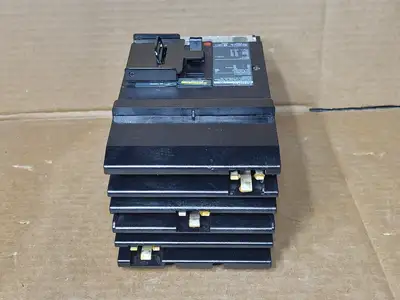 NEW SQUARE D HRA36100U31X