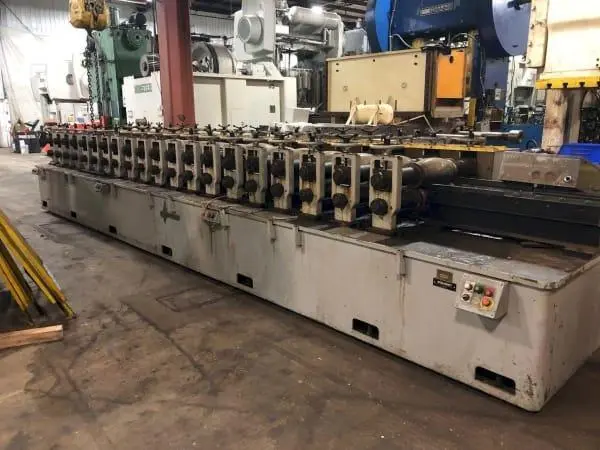 Used _UNKNOWN_ 20 HM-3 1/2 Roll Formers | D & D Industries #438046