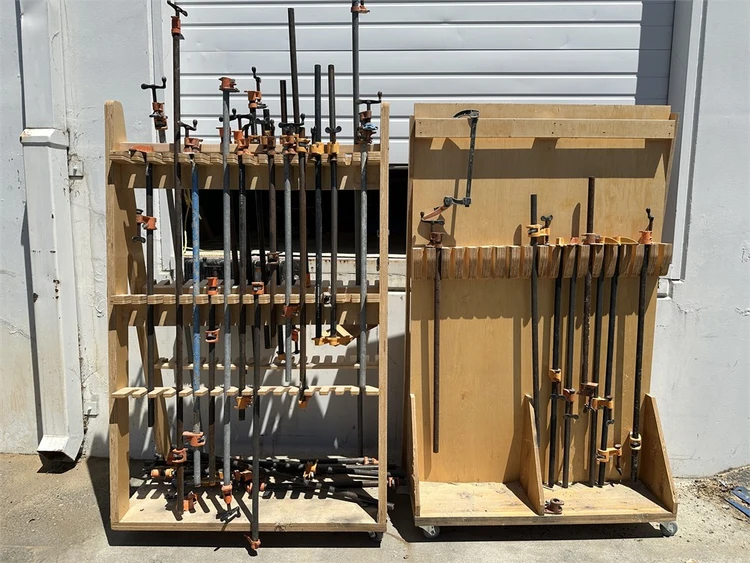 Used _UNKNOWN_ _UNKNOWN_ Woodworking Assembly Clamps California US | MachineryMax #1320491