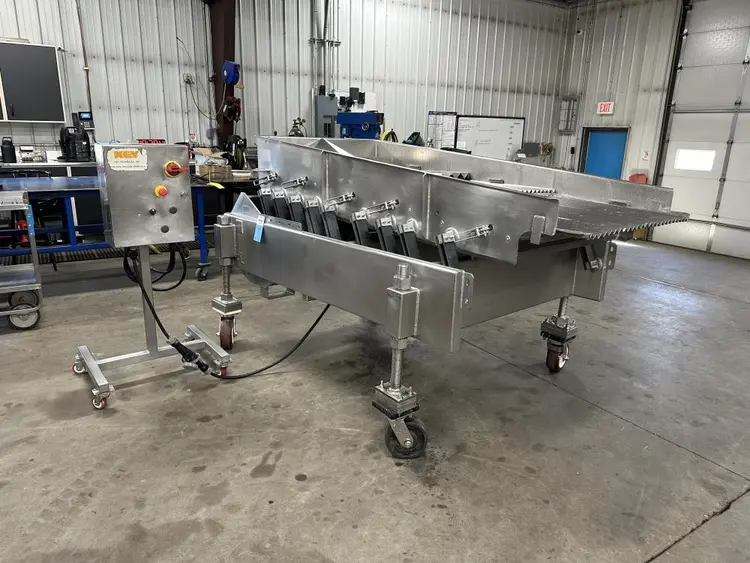 Used KEY 432242-1 Vibratory Conveyors | Boyko Inc. #421785