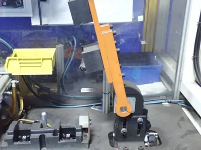 Used HS TECHNOLOGIES QUAD CAB REAR SCUFF Assembly Machines | HGR 24 #746787