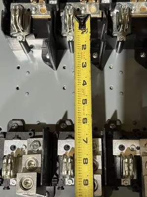 USED SQUARE D H364