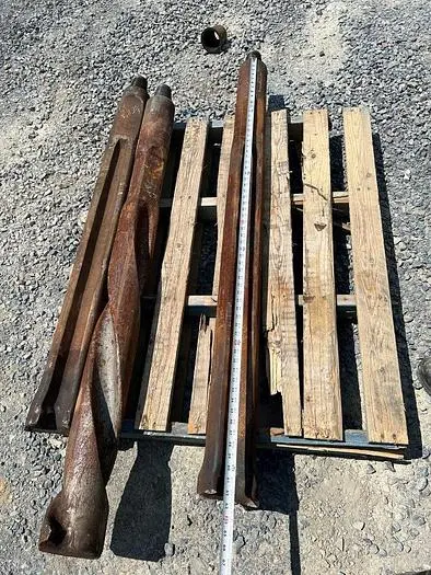 Used AFTERMARKET 5-7/8” TO 6” D X 62" L CHISEL DRILL BIT FOR CABLE TOOL Drills Pennsylvania US | East West Machinery & Drilling #1417421