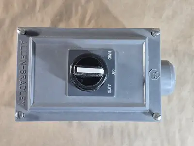 NEW ALLEN-BRADLEY 800H-2HZ4R