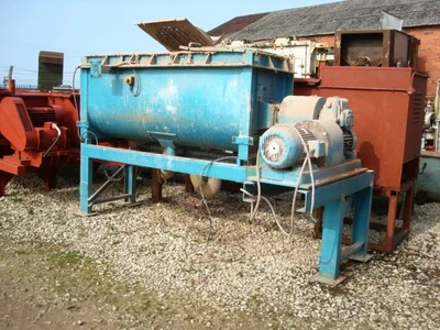 1,300L S/S U-Trough Ribbon Mixer