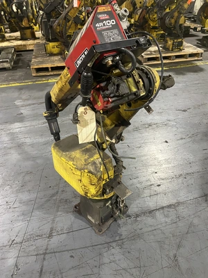 USED FANUC ArcMate 100iC/6L + R-30iB