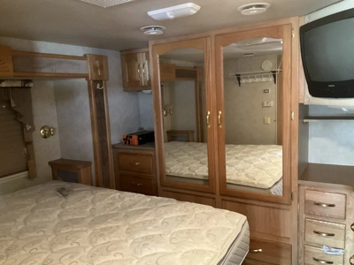 Used 2001 INTRUDER 349 INTRUDER Campers, Caravans, Motorhomes Michigan US | Miedema Asset Management Group #1337357
