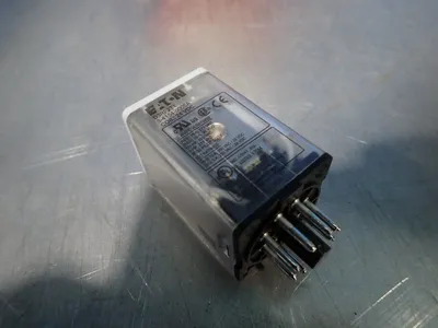 New | in-Stock EATON D3RF2T1 Relays & Switches | HGR 24 #739657