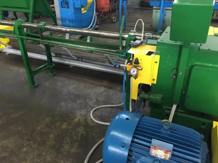 Used 1979 VITARI NR 10 Wire Straighteners & Cut-Offs | Walden Machinery #1288991
