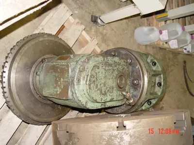 USED CINCINATTI RIGHT ANGLE HEAD