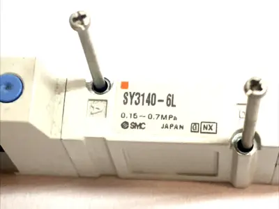 USED SMC 5-PORT SOLENOID VALVE SINGLE COIL BASE MOUNTED DC