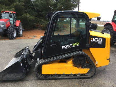 USED 2015 JCB 205T