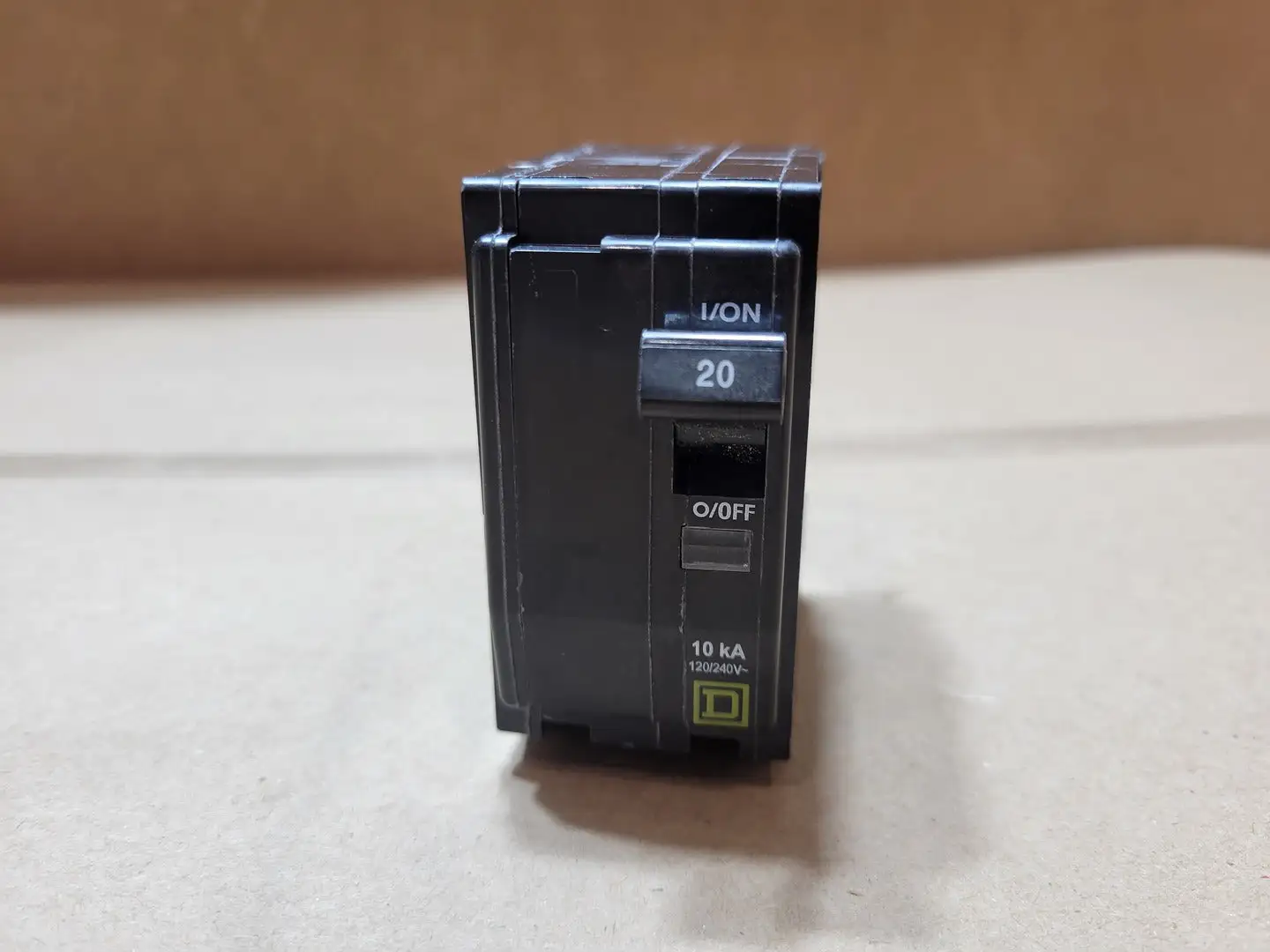 Used SQUARE D QO220 Switchgears British Columbia CA | Lenmark #1486887