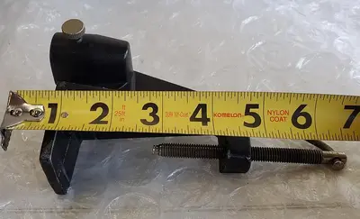 MAGNIFYING LAMP BRACKET BASE