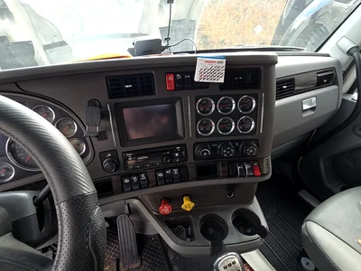 USED 2016 KENWORTH T680