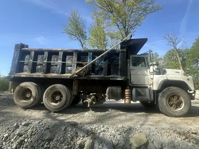 Used 1995 MACK DM690S Dump trucks Ohio US | Proxy Equipment #1388666