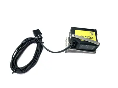 USED KEYENCE CMOS LONG-RANGE LASER SENSOR 655NM WAVELENGTH