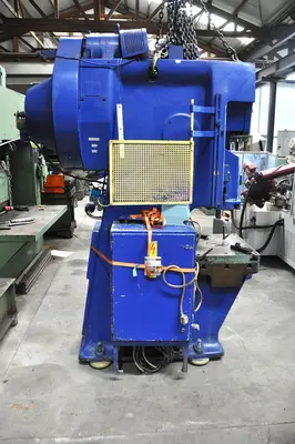 USED WEINGARTEN AR 63 TON