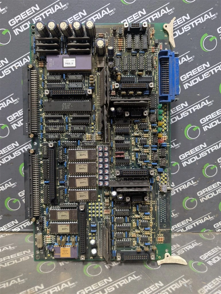 Nachi UM806C Servo Amplifier Control Board UM806-2 Used