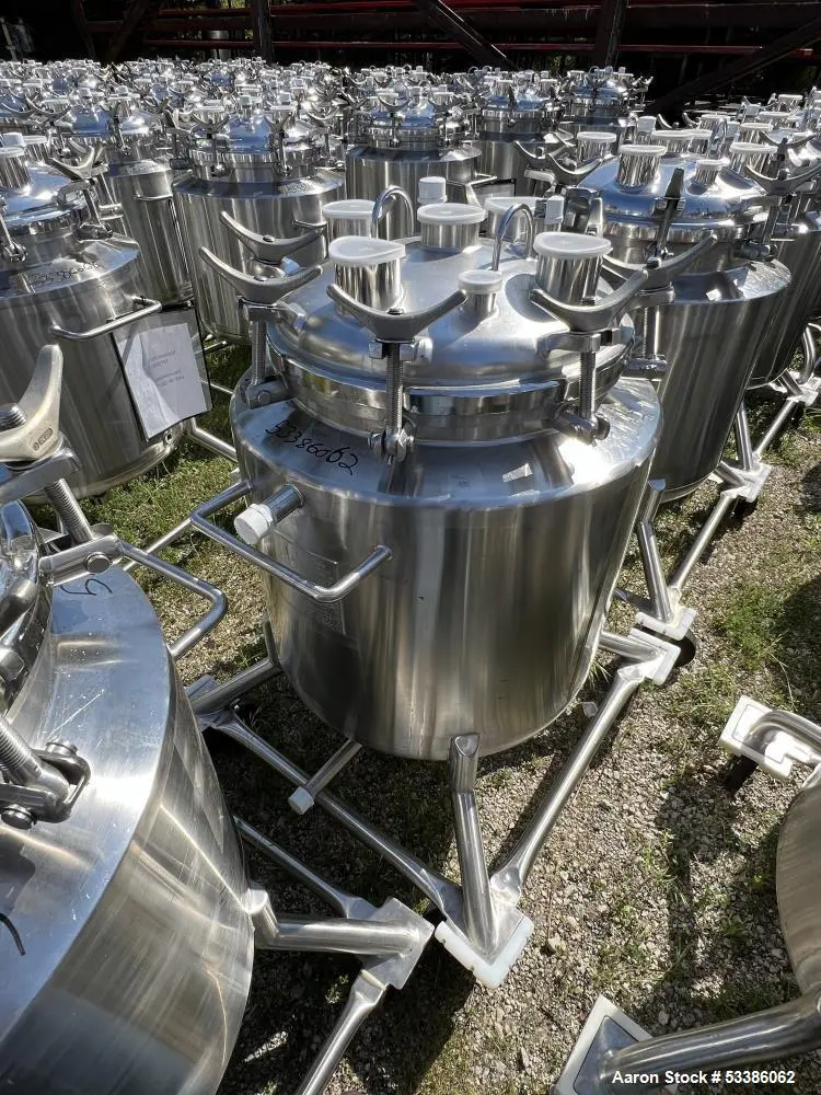 Used Vertical Stainless Steel Tank with Jacket & Casters