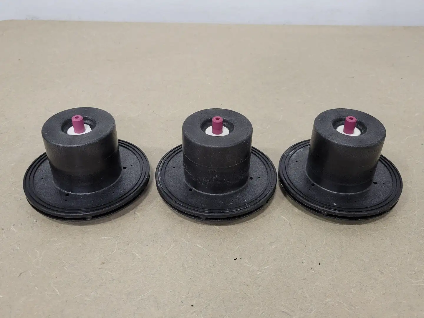 USED IWAKI MD0521