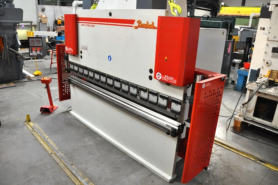 USED BAYKAL APH 120 TON X 3100 MM NC