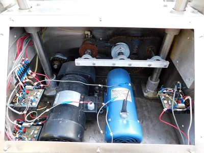 USED ELF AUTOMATIC CAPPER ACT 600