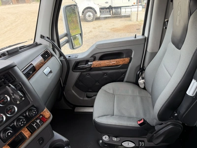 Used 2020 KENWORTH T880 TRUCK TRACTOR Conventional trucks Michigan US | Miedema Asset Management Group #1709469