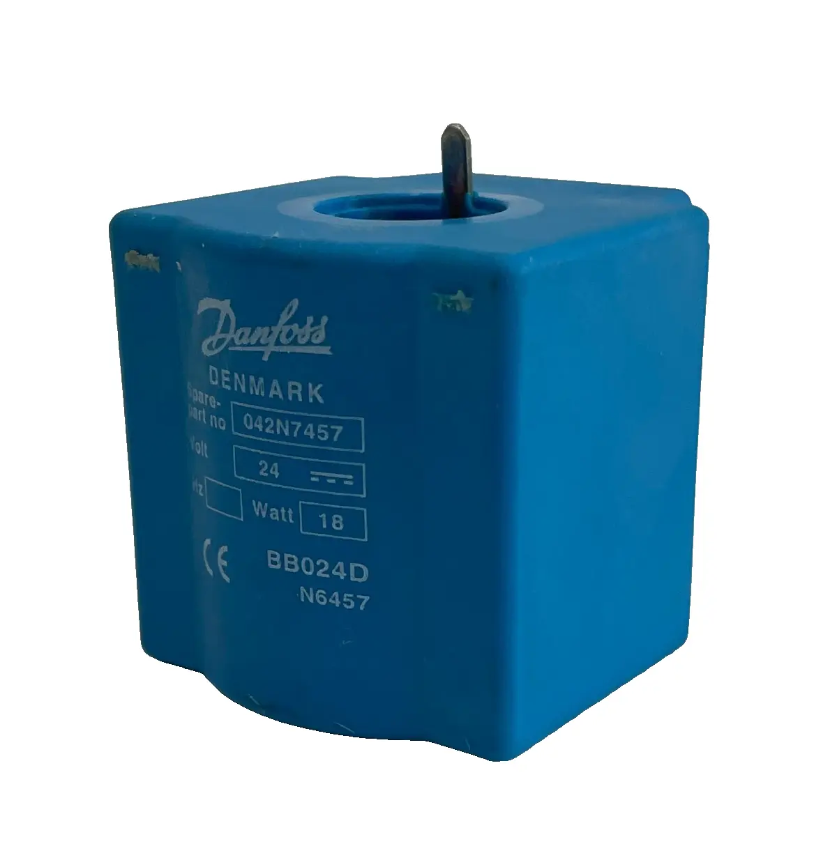 NEW DANFOSS 042N7457 SOLENOID VALVE COIL 24V 18WATT