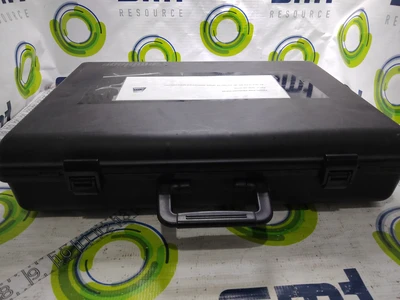 USED ASSEMBLEON BRIEFCASE