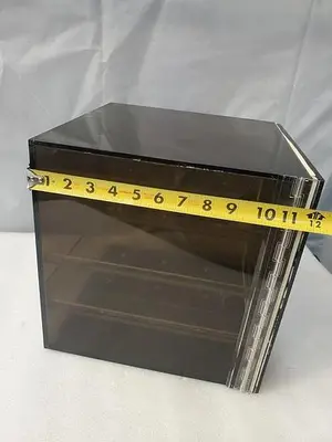 DESICCATOR CABINET