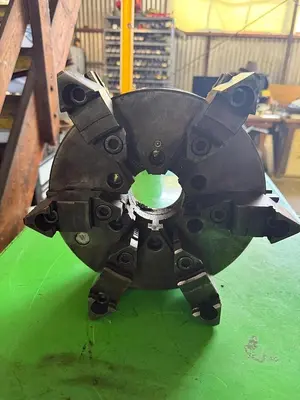 USED BUCK CHUCK 2104R