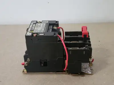 USED SQUARE D 8536SCG3V02S