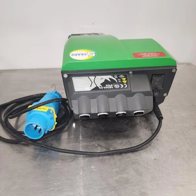 Watson Marlow Peristaltic pump Nema 4X IP66 Model 520U 100-120 /200-240 VOLTS 60HZ # 38145