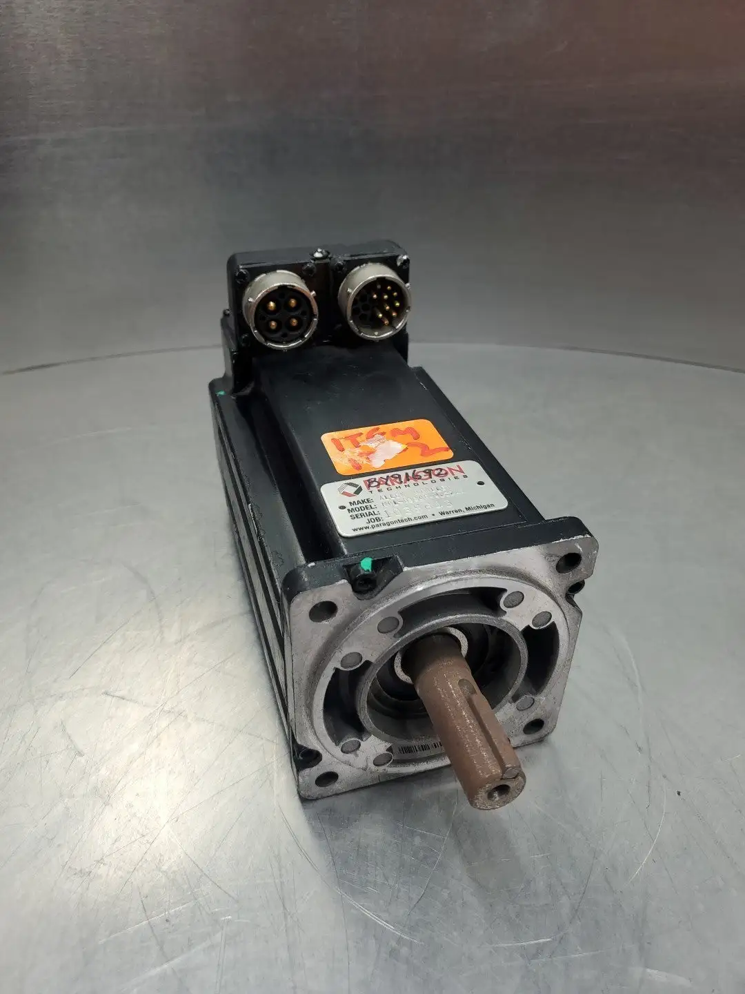 USED Allen-Bradley MPL-B330P-SJ22AA Inverter Duty Servo Motor, 2.4HP