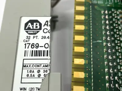 USED ALLEN-BRADLEY SER. A REV. 1 COMPACT I/O SOURCING OUTPUT MODULE