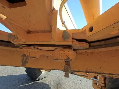 2011 Volvo G946