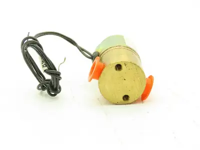 Honeywell Skinner 3139BBN1GN00 Solenoid Valve 3-Way NO 240V 100PSI 1/8" Lot of 4