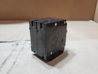 Used BRYANT DNPL215215 Switchgears British Columbia CA | Lenmark #1438445