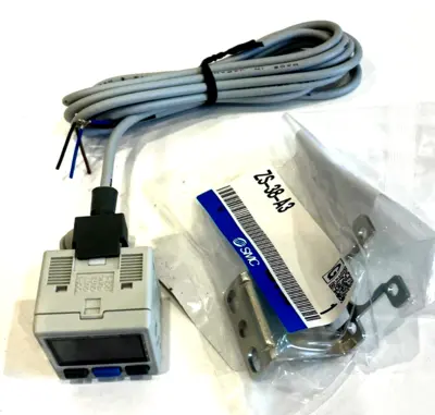 NEW SMC ISE30A-C6L-N-GA3 DIGITAL PRESSURE SWITCH ISE30AC6LN GA3