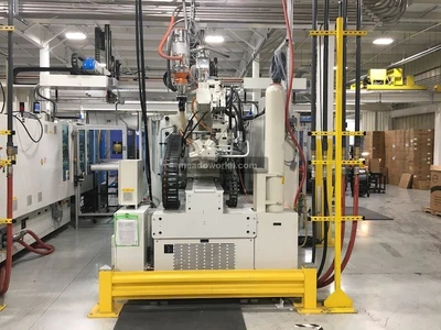 Used 2014 Krauss Maffei Multinject CXZ 350-1000/380 - 2-Shot Injection Molding Machines Illinois US | Meadoworks #1514490