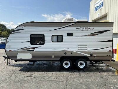 Used 2018 WILDWOOD XLITE Campers, Caravans, Motorhomes Michigan US | Miedema Asset Management Group #1423309