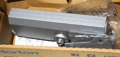 NEW NORTON 1RM12 DOOR CLOSER ASSEMBLY