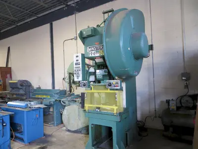 60 Ton Minster Super Stock OBS (Fixed Base) Press Model 6SS-FB